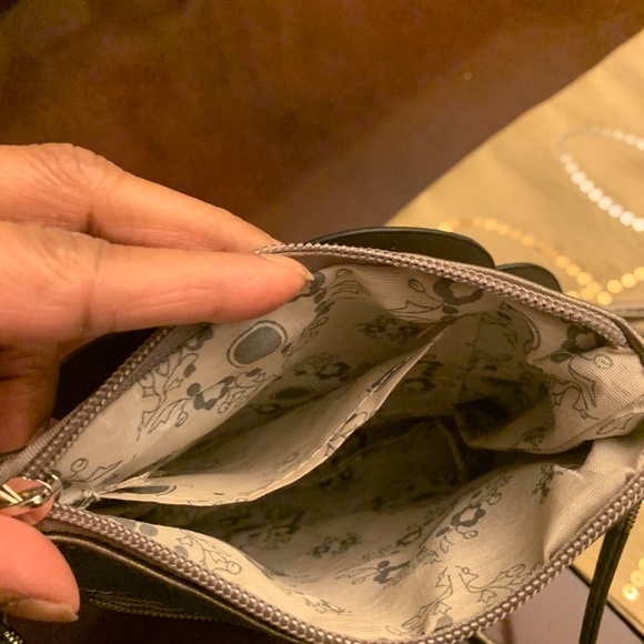 Crossbody blossom purse, pewter in colour. - Picture 3 of 5